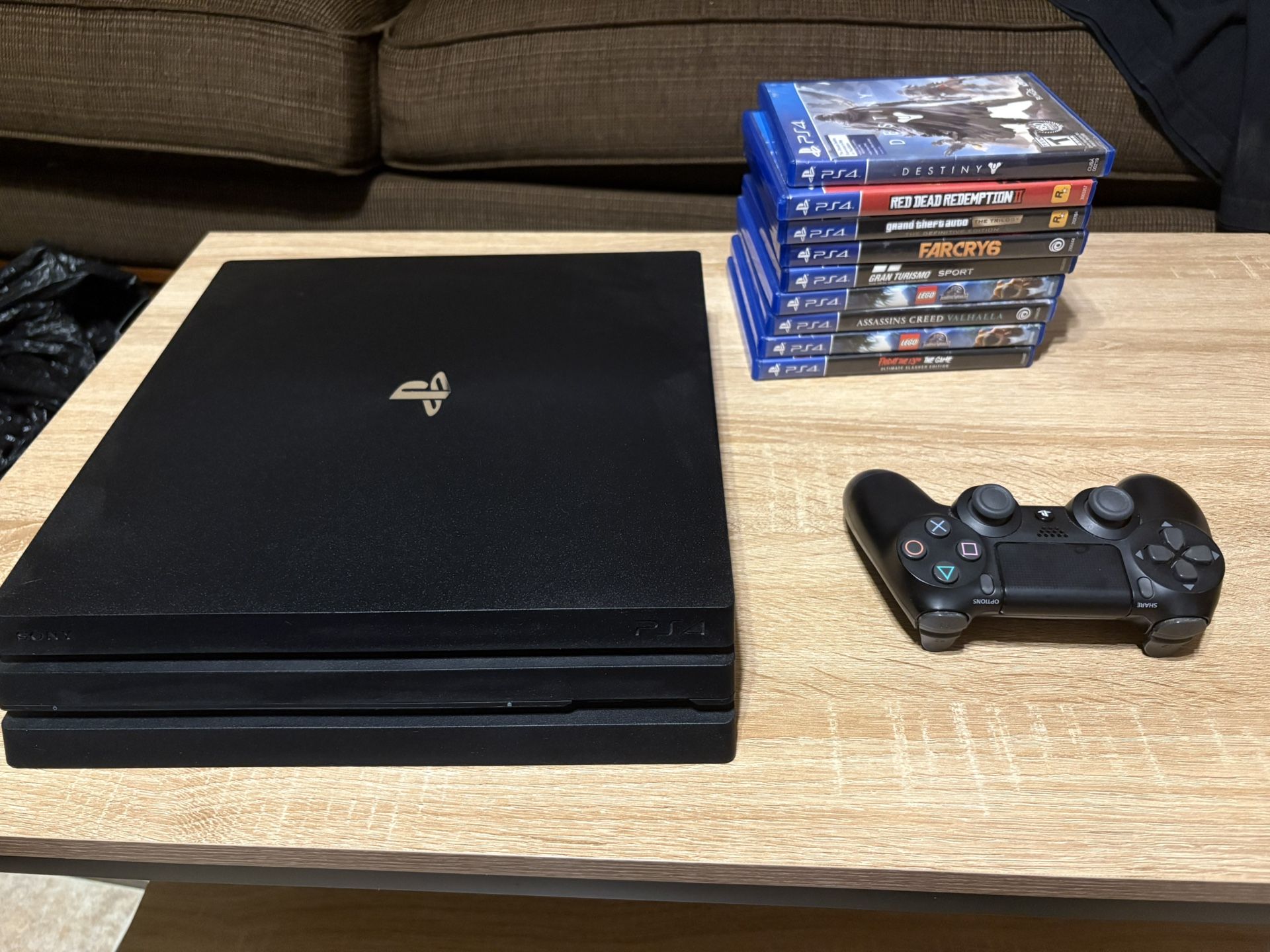 Ps4 Pro 1TB - Main Image