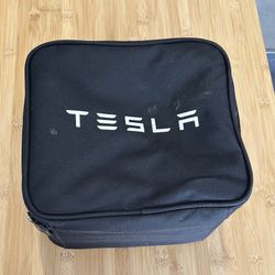 Tesla Hitch 