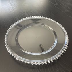  150 Acrylic Charger Plate With Silver Beaded Rim 13-inch