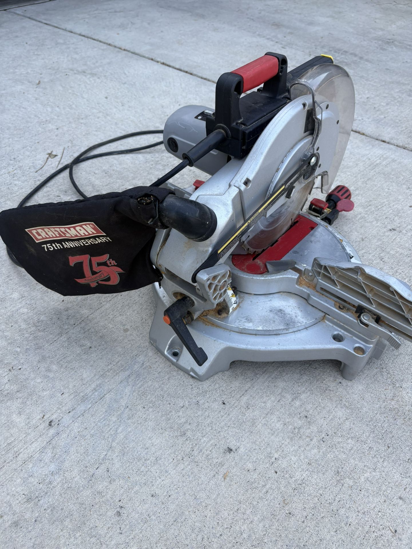Craftsman 10" Laser Compound Miter Saw