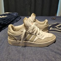 **ALMOST NEW** ADIDAS PRESENTS HOOPS