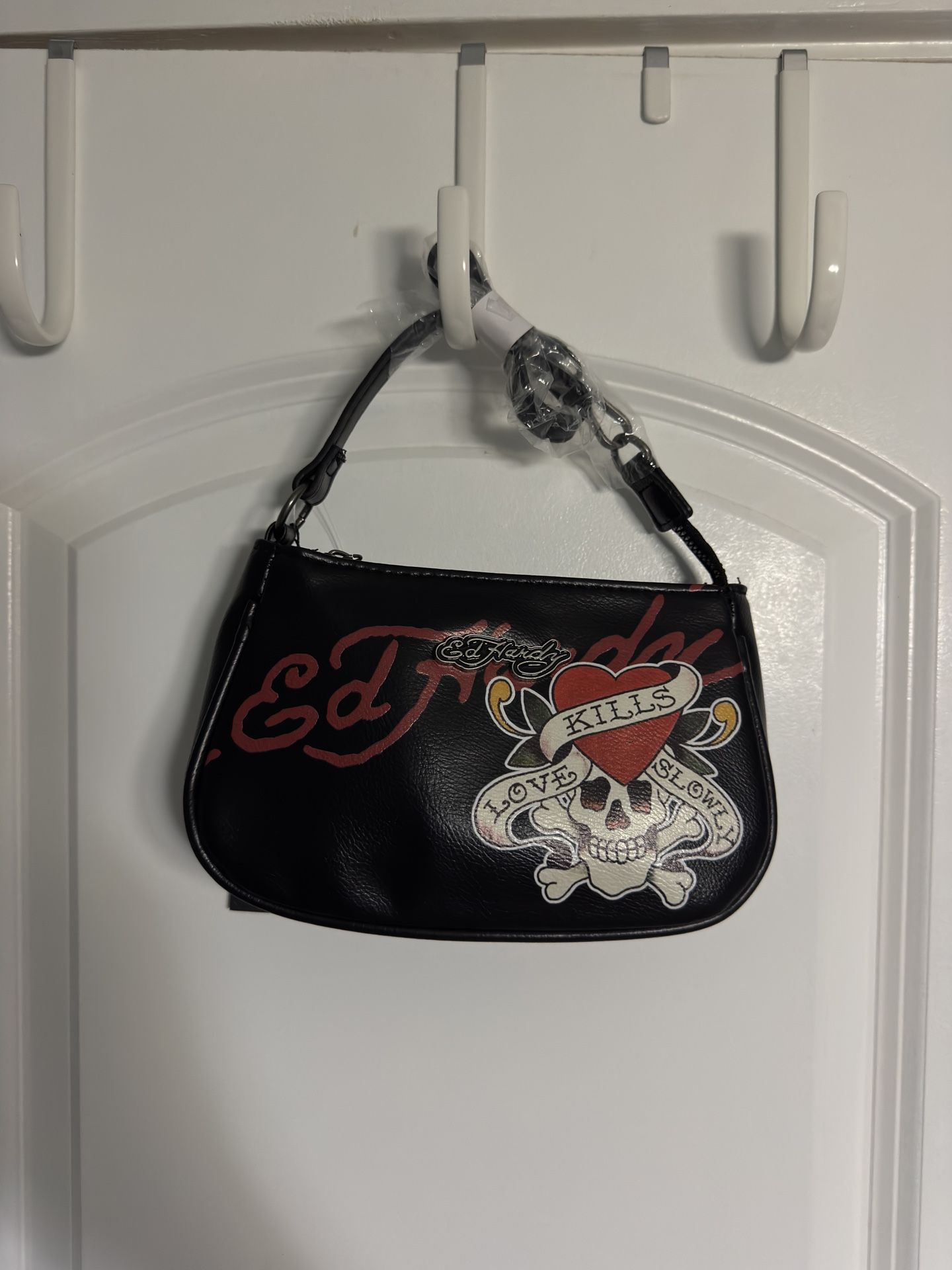 Ed Hardy Shoulder Bag Wristlet Skull Hearts w Bag Charm Black New