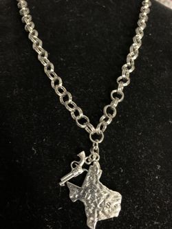 Don’t mess with Texas Necklace