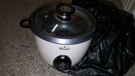 Used Work great White Cooker