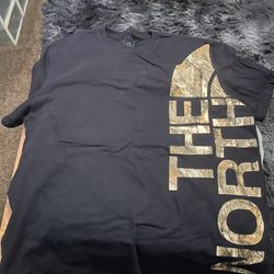 Men’s North Face Shirt Mix