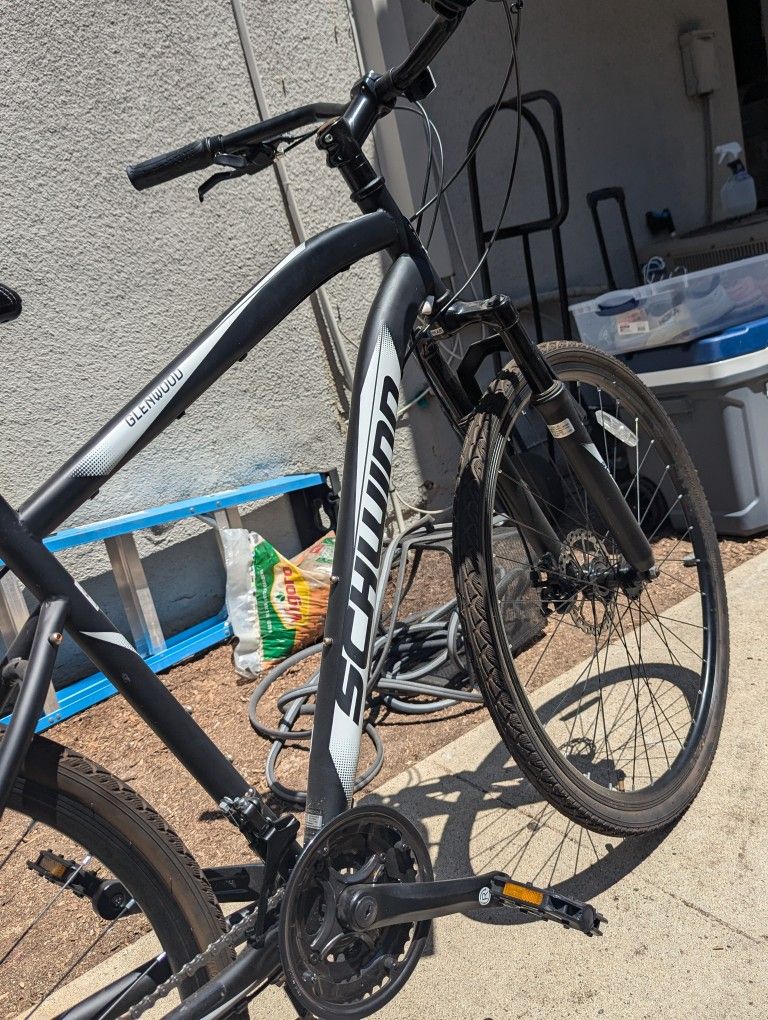 Schwinn S5712WMDS 700C Glenwood Mens Hybrid Bike - Black