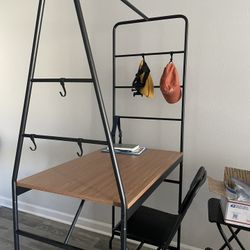 Table and chairs 