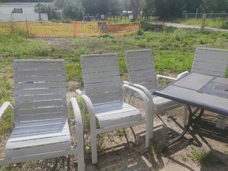 Four chairs $30 Seffner four chairs $30 something