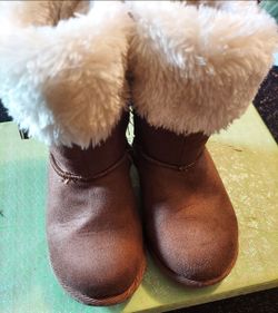 Boots Girls Size 8