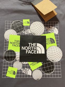 THE NOTH FACE T-SHIRT (LG) BRAND NEW!!