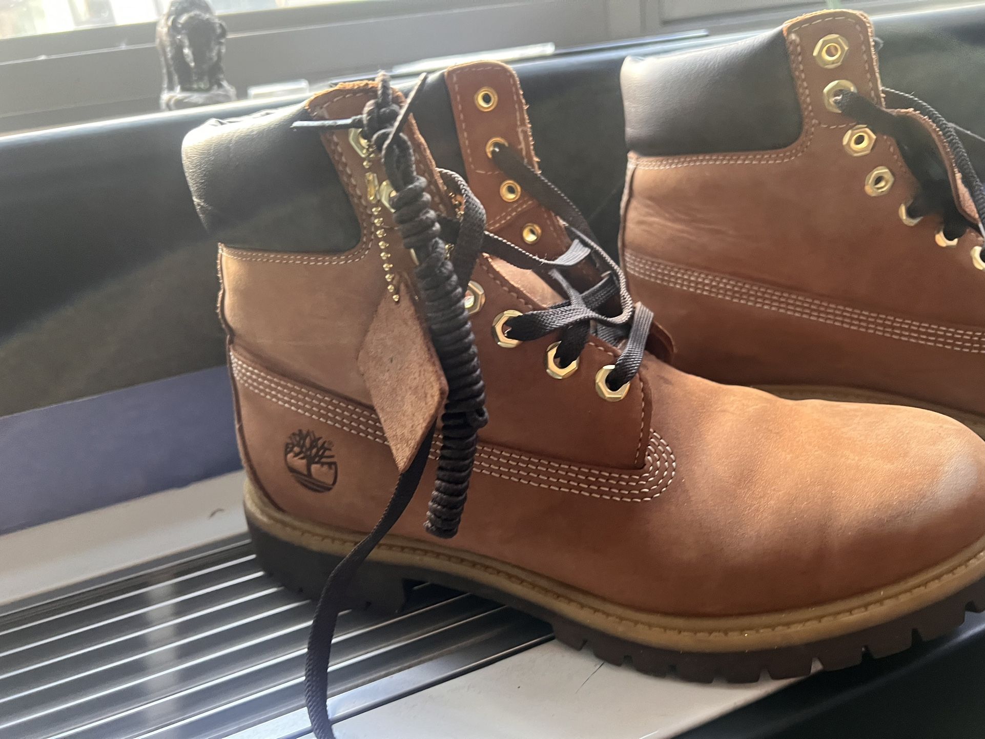 Timberland Genuine Leather Upper