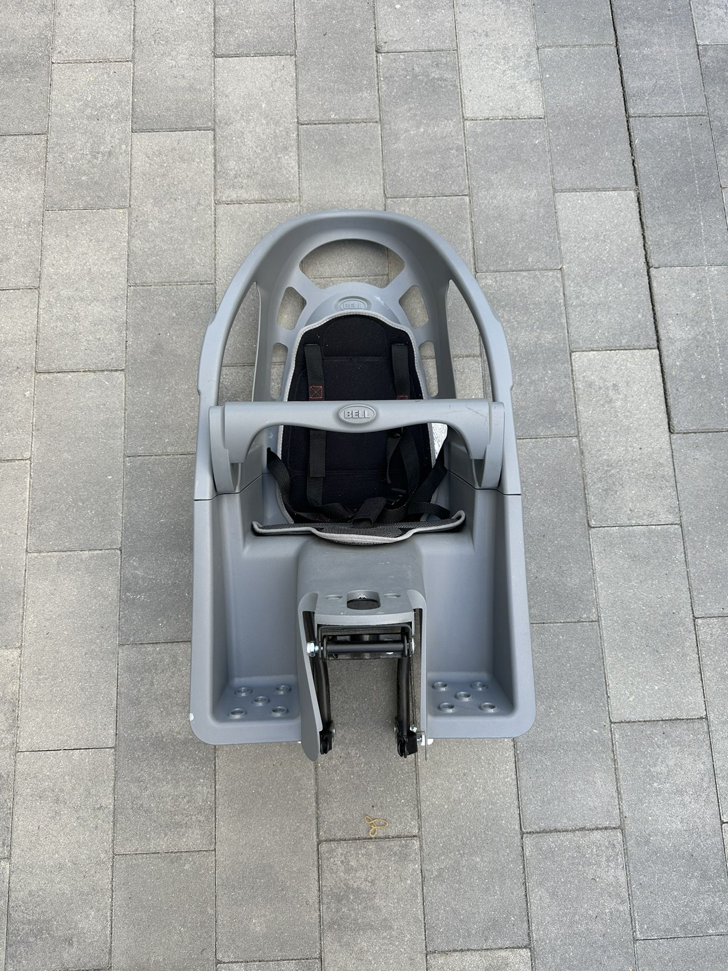 Cocoon 500 Bell Cocoon Bicycle Child Carrier Bell Cocoon 300 Child Carrier  Bell Sports Sports Cocoon