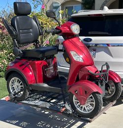 EWHEELS E46 MOBILITY SCOOTER