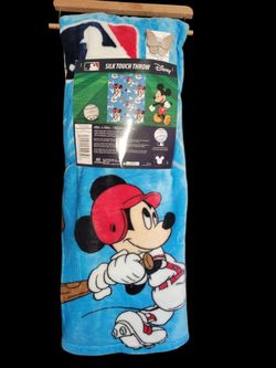 MLB Mickey Mouse Toddler Throw 40x50in