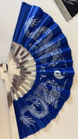 Martial arts fighting fans