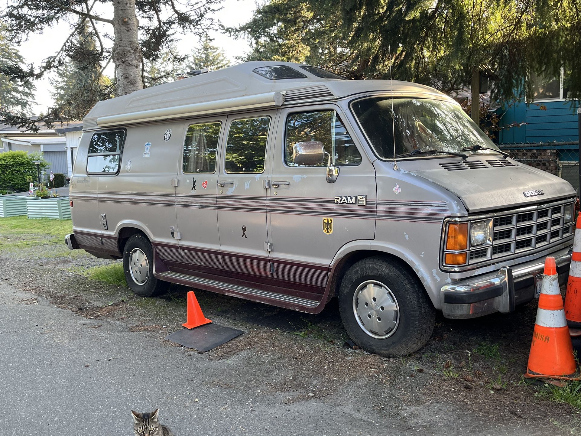 1990 Dodge ram Roadtrek