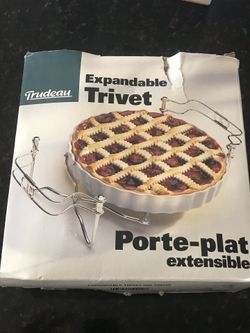 Expandable trivet