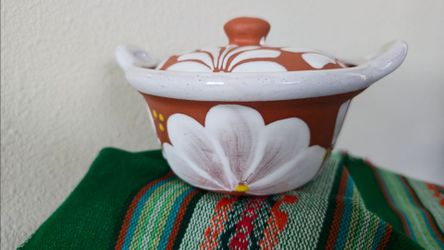 Salsero Mexican Talavera Design Clay Pot with Lid