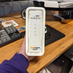 Motorola SB6183 Modem