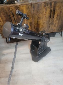 Orion SkyQuest XT4.5 Telescope