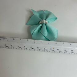 Hermosos moños para niñas medidas en la imagen