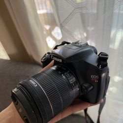 Canon EOS Rebel T3