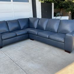 Sectional Sofa 