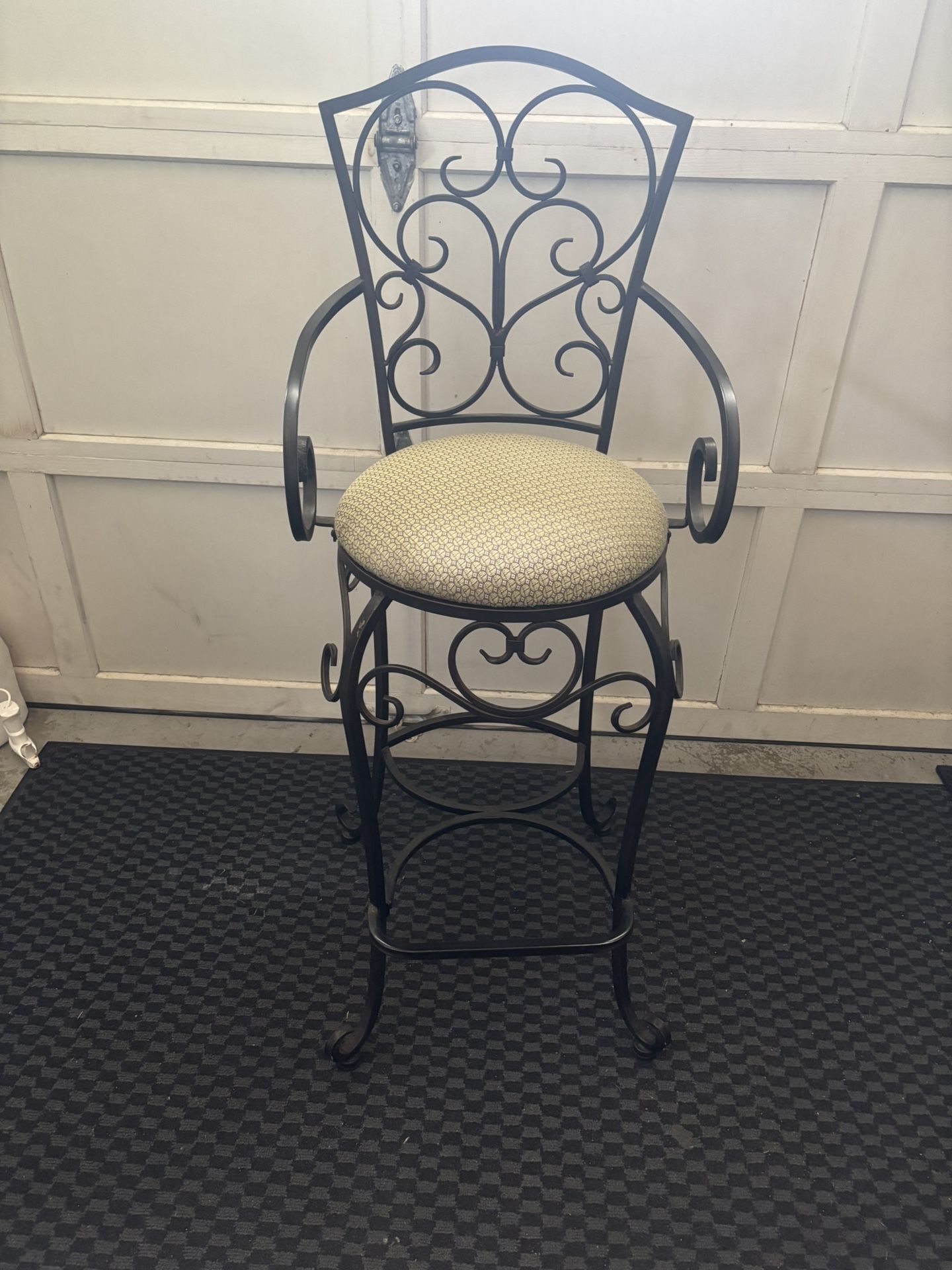 3 Bar Stools