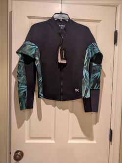 Women's Sz 12 wetsuit shirt