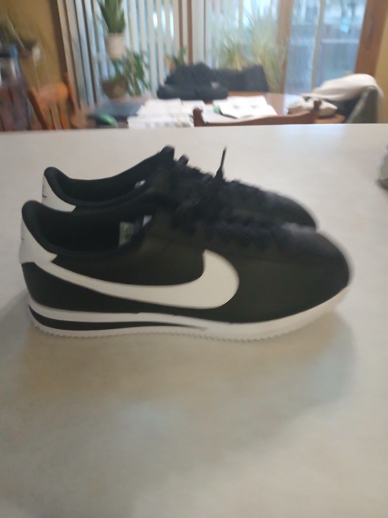 Nike Cortez