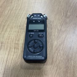 Tascam DR-05