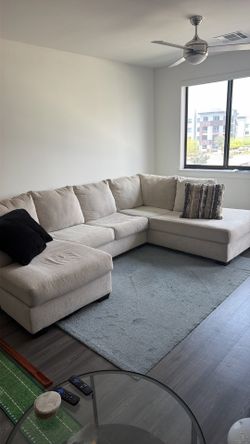 Large sectional sofa (lightly used)