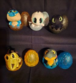 How to Train Your Dragon mystery egg plush toys.
