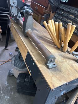 Wood lathe