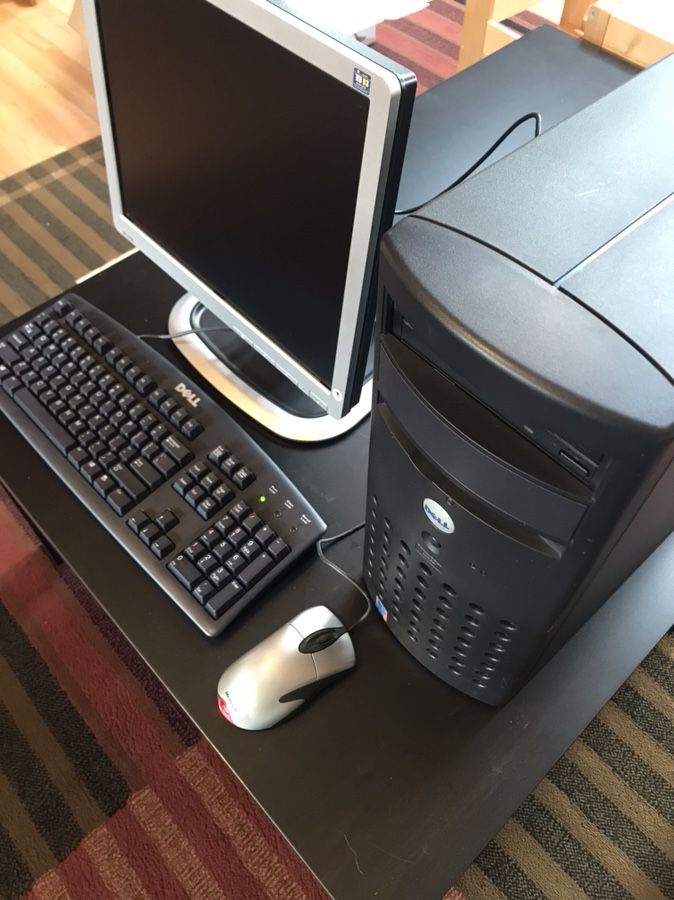 DELL PowerEdge 400SC server 2.8 GHz, 2 GB, 1 TB