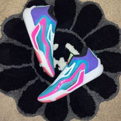 Jordan  Tatum 1 Wave Runner - Used Only ONCE - SIZE 9