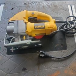 Dewalt DW317 Jig Saw 