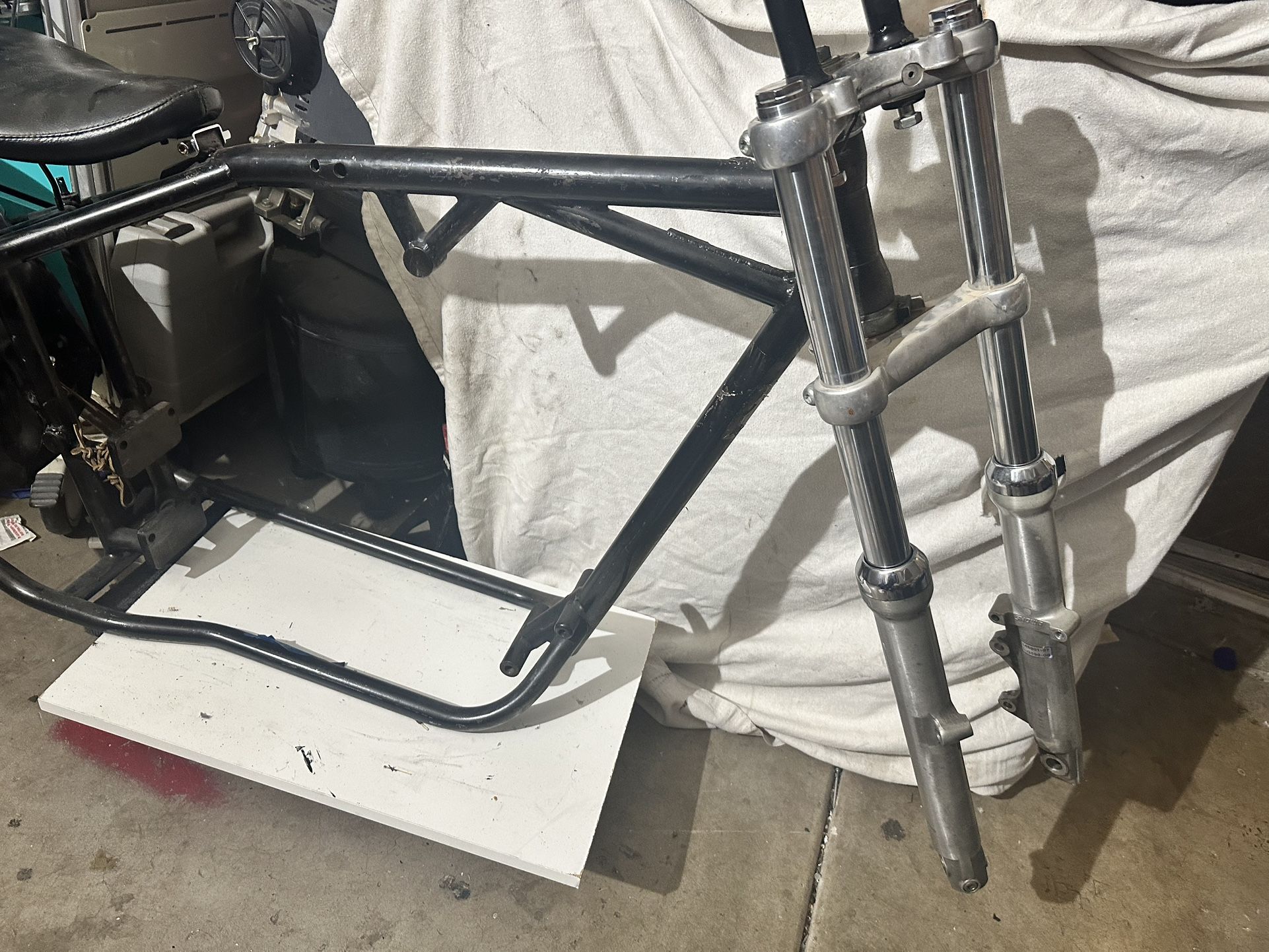 Motorcycle Chopper Frame