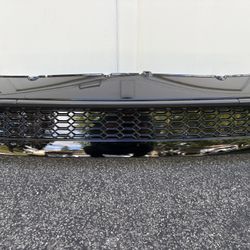 Audi Diffuser Cover & Engine Trim Design Panel