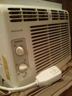 Frigidaire A/C Unit