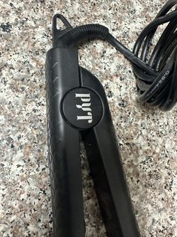 PRICE REDUCED :PYT Hair Straightener