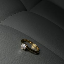 ✨ Iced VVS1 Moissanite Ring (Gold) – Passes Diamond Tester
