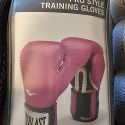 Everlast Pro Training Gloves and Yoga Mat