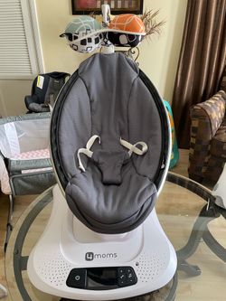 4 moms swing
