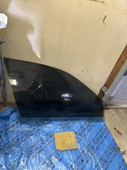 97-2003 BMW 530I E39 Right FRONT DOOR WINDOW GLASS 43R-000982 OEM