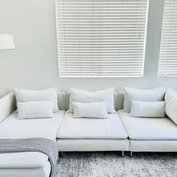 IKEA Modern Ivory White Couch/Sectional (SÖDERHAMN) w/Chaise & Extra Covers