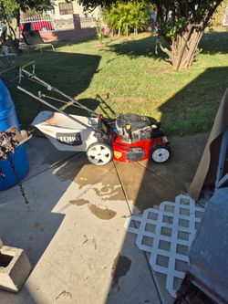 Lawn mower Toro propelled