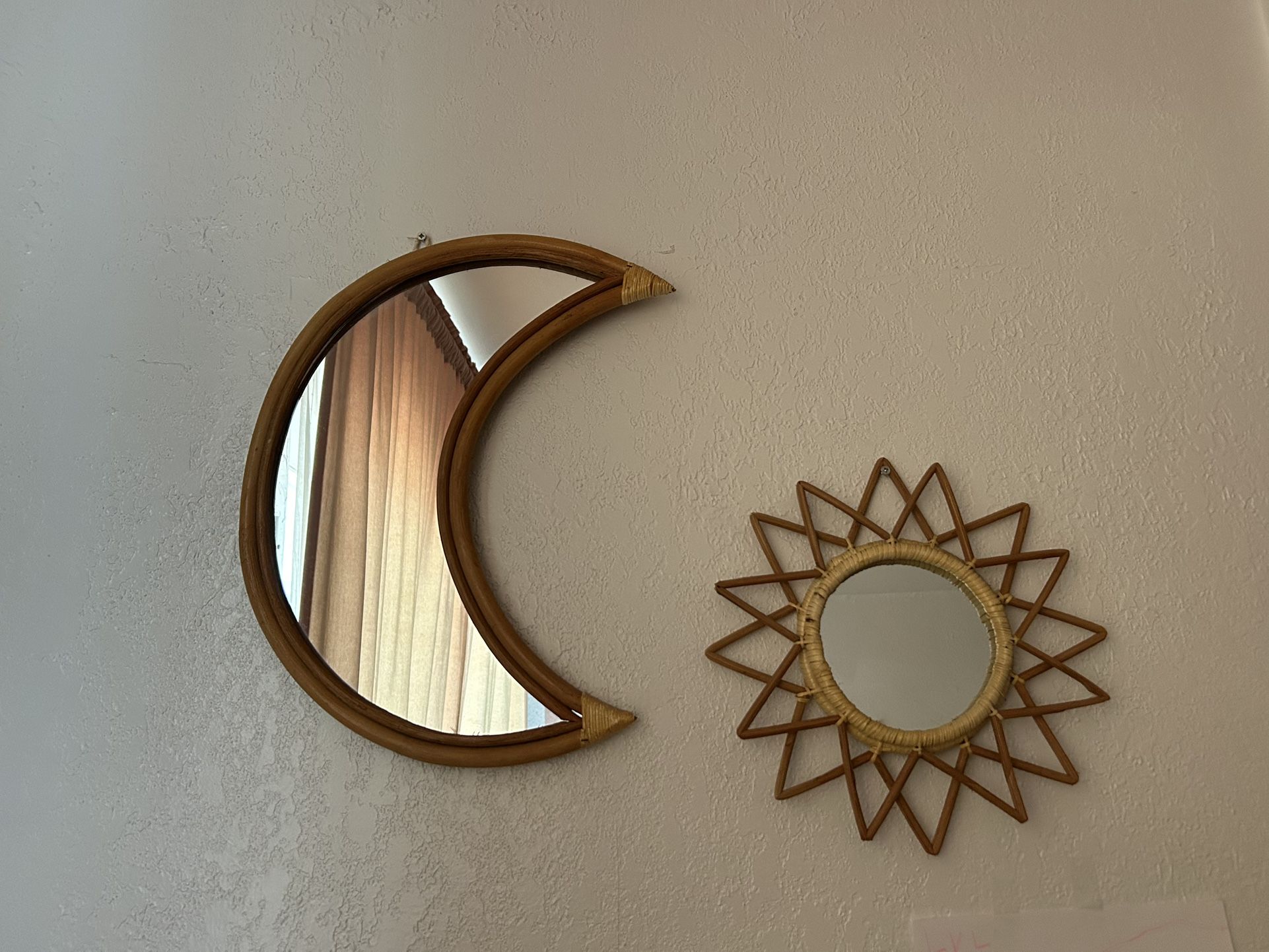 Rattan Mirrors