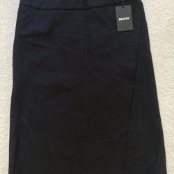 New With Tag DKNY Black skirt 
