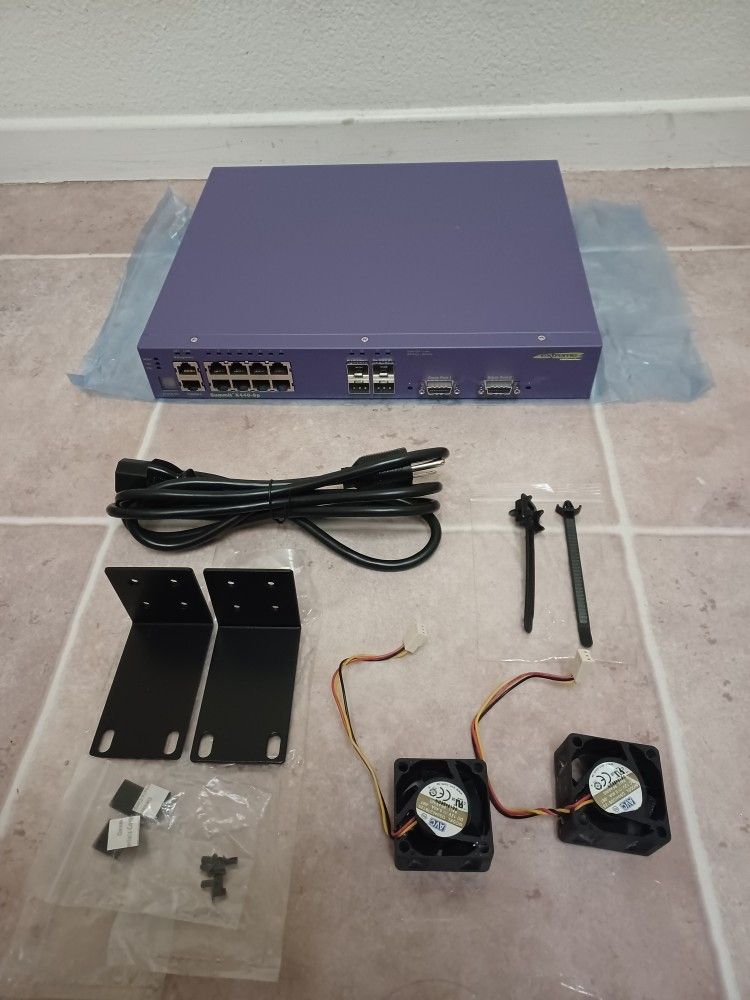 Extreme Networks Summit X440-8P 16502 8-Port Poe Ge 4 Sfp Compact Switch